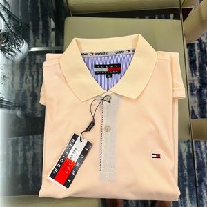 Tommy Hilfiger pollo shirt. NEW with Tag. XL Cream color